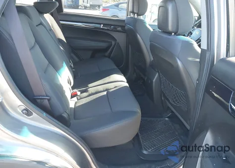 2011 Kia Sorento Lx from USA, damaged, VIN 5XYKTCA18BG116066